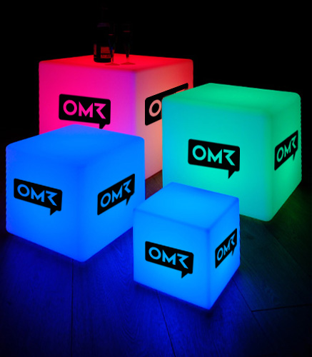 LED Möbel bedrucken lassen - Logos & mehr